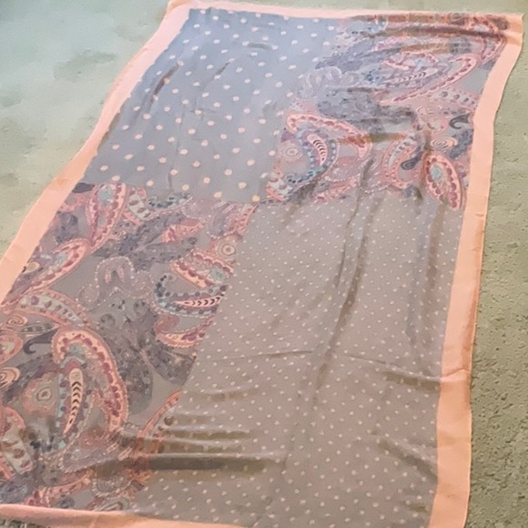 Women’s large chiffon scarf/shawl/wrap - Picture 3 of 5